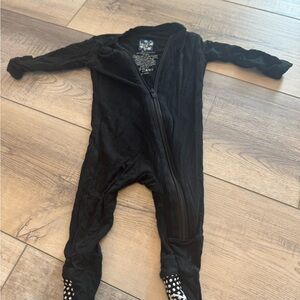 Kicker Pants 0-3 Kids Black One Piece